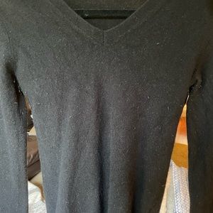 100% cashmere black sweater